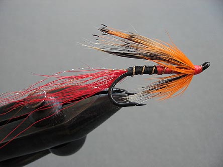 Angelurlaub, Angelreisen, Urlaubsangeln, Lachsangeln, Forellenangeln, pilken, Zwillingsfliege, Lachsfliege, Lachsfliegen, Haarfliege, Tubenfliege, Angeln, Fliegenfischen, Angeln Norwegen, Angeln Schweden, Angeln Finnland, Angeln Dänemark, Lachs, Salm, Skandinavien, Fischen, Lachsrute, Zweihand, Zweihandrute, Lachsrolle, Speycast, Speyschnur, Fangbeschränkung, 15 kilo, 15 kg